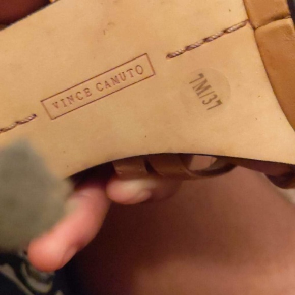 Women heels - Picture 2 of 2